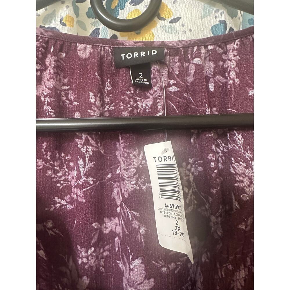 Bundle of 2 Torrid Flowy Boho Floral Cottagecore Peplum Tops Size 2 Babydoll - Picture 11 of 11